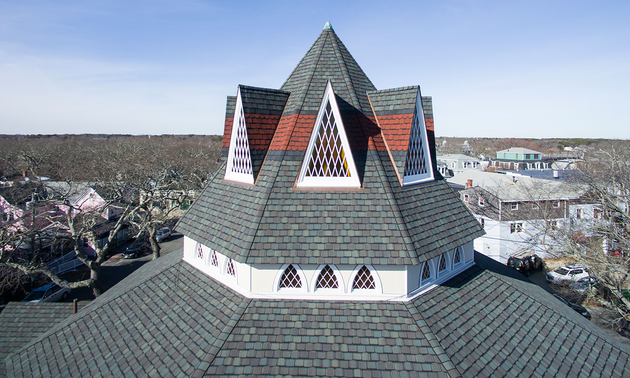 Martha&#039;s Vineyard Church Roof